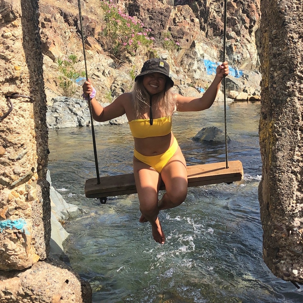 Meet your Posher, Anny